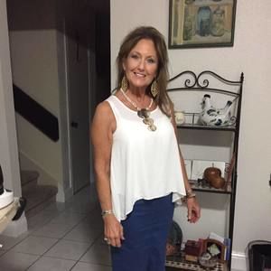 Meet your Posher, Anne